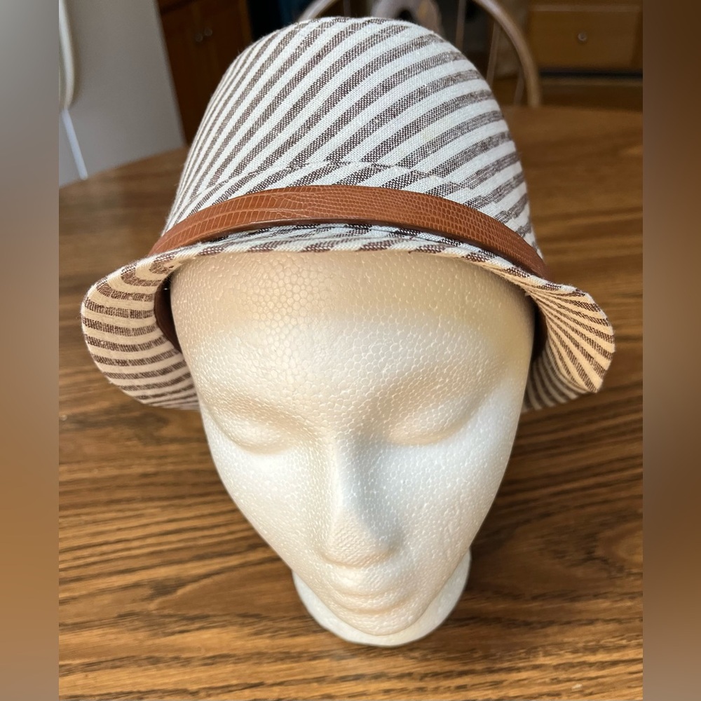 BDG Urban Outfitters Ladies Fedora Brown & Beige Preloved